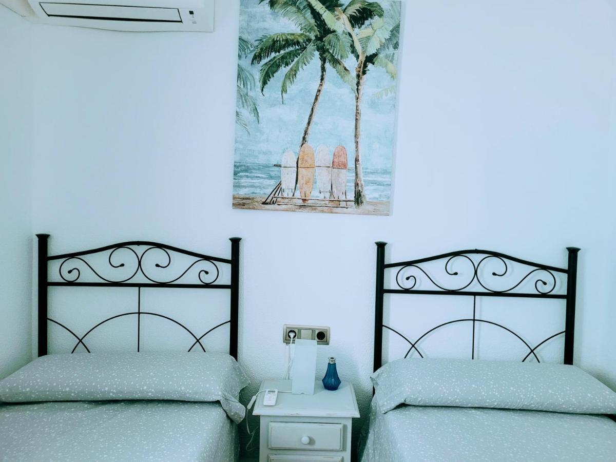 Casa A 400M De Playa, 3 Habitaciones, 2 Banos Y Jardin Vera Ngoại thất bức ảnh