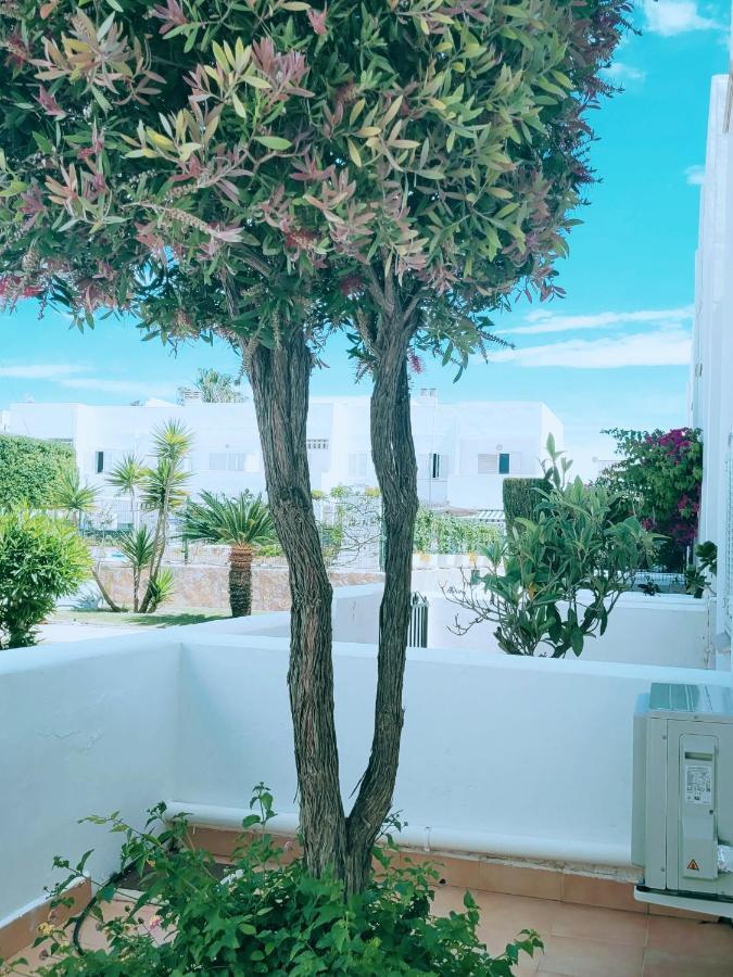 Casa A 400M De Playa, 3 Habitaciones, 2 Banos Y Jardin Vera Ngoại thất bức ảnh