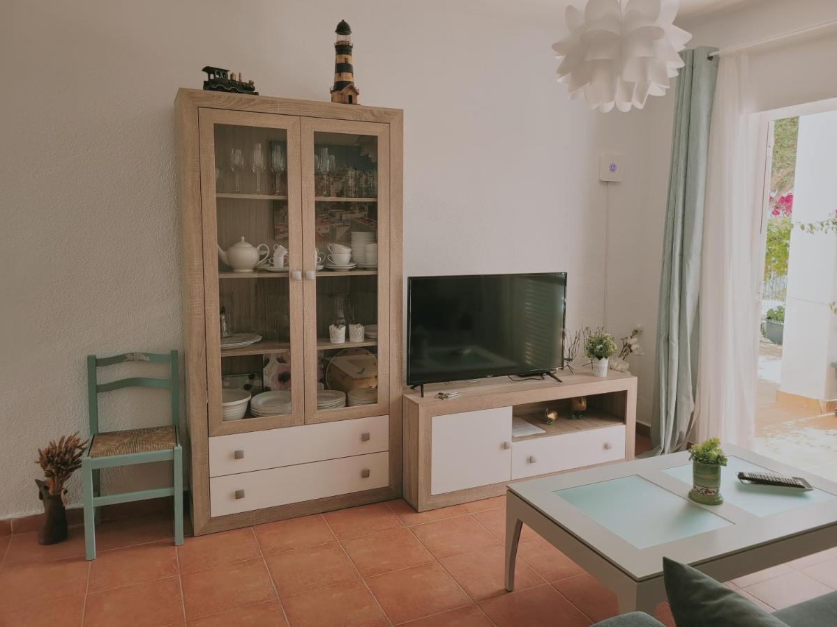 Casa A 400M De Playa, 3 Habitaciones, 2 Banos Y Jardin Vera Ngoại thất bức ảnh